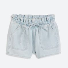 Vigoss Jodie Mid Rise Paperbag Waist Denim Shorts - Light Wash Blue, Women’s Size 6 (Waist 28) Elevate Your Everyday Look With These Vigoss Jodie Mid Rise Paperbag Waist Denim Shorts. With A High Waist And Slim Fit, These Shorts Pair Well With Your Favorite T-Shirts, Tanks, And Blouses. Brand: Vigoss Style: Jodie Mid Rise Paperbag Waist Denim Shorts Color: Light Wash Blue Size: 6 (Waist 28) Print: Light Wash, Solid Cut: Short Inseam: 4" Rise: Mid Rise, 9" Pockets: Front And Back These Shorts Off Shorts Womens, Size 28 Jeans, Denim Shorts Women, Color Light, Everyday Look, Warm Weather, Casual Looks, Mid Rise, Denim Shorts