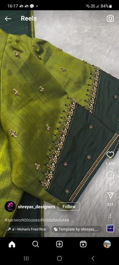 Simple Maggamwork, Designer Sleeves, Aari Blouses, Sarees Blouse, Work Blouse Designs, Door Colour, Patch Work Blouse Designs