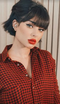 Bentuk Alis, Bob Haircut With Bangs, Short Black Hairstyles, Short Bob Wigs, Short Hair With Bangs, Haircuts With Bangs, Short Bob Hairstyles, Short Hairstyles For Women