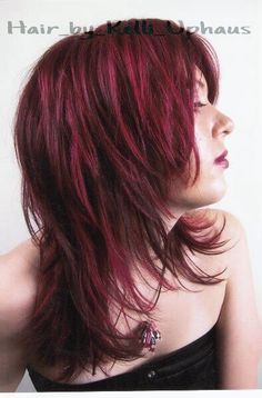 Shag Hairstyles Dyed, Grungy Layered Hair, Burgundy Shag Hair, Extreme Layers Medium Hair, Alternative Layered Hair, Layered Hair Shag, Red Hair Shag Cut, Alternative Shag Hair, Shag Red Hair