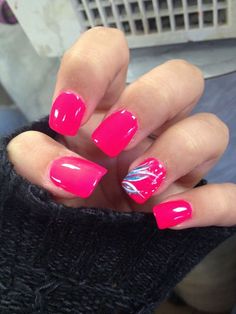 Fun Summer Nails Bright Pink, Fushia Pink Nails With Design, Bright Pink Gel Nails Short, Hot Pink Gel Nails Short Design, Fushia Nails Ideas, Fushia Nails Design, Hot Pink Nail Art Designs, Bright Summer Gel Nails