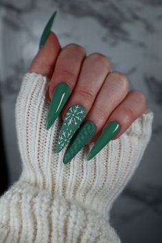 Green | Sweater | Snowflake | Acrylic Glue On Nails | Set of Ten Sweater Nails Green, Green Sweater Nails, Wintry Nails, Art To Try, Nails Funky, Classy Nail Art, Ten Nails, Acrylic Glue, Long Stiletto Nails