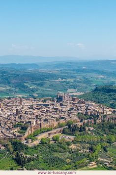 Scenic view of Orvieto in Umbria, Italy, showcasing charming architecture surrounded by rolling hills and stunning countryside. Orvieto Italy, Culture Architecture, Piazza Del Popolo, Medieval City, Umbria Italy, Cobblestone Streets, Tourist Office, History Art