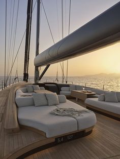 Yacht Aesthetic, Whats Wallpaper, Yacht Life, On A Boat, Yacht Design