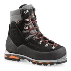 Zamberlan 5011 Logger Pro GTX RR - Black - Baker's Boots and Clothing Zamberlan Boots, Logging Boots, Danner Boots, Mountaineering Boots, Leather Armor, Man Shoes, Shoes Design, Work Boots Men, Work Boot