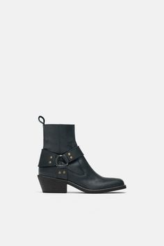 Image 1 of COUNTRY STYLE ANKLE BOOT from Zara Cowboy Ankle Boots, Western Ankle Boots, Biker Leather, Fashion Catalogue, Fall Wardrobe, Country Style, Leather Ankle Boots, Biker Boot, Shopping List