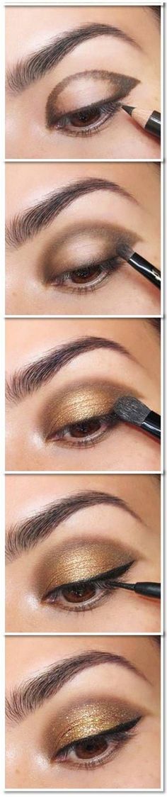 Simple Gold Eye Makeup Tutorial Gold Smoky Eye, Smoky Eye Tutorial, Make Up Mata, Obličejové Masky, Mekap Mata, Mac Lipsticks, Makeup Tip, Cut Crease Makeup, Smink Inspiration