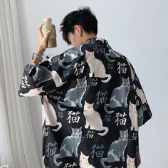 Material: Polyester Collar: Turn-down Collar Style: Japanese design hawaiian shirt for summerSize chart: *1cm=0.4 Inch White And Black Cat, Cute Grunge, Design Japonais, Cat Anime, Knitted Cat, Anime Tshirt, Japan Design, Cool Summer, Cat Shirt