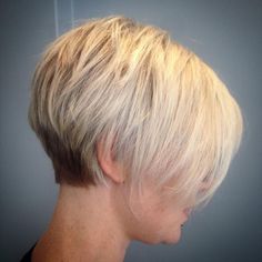 Layered Tapered Pixie With Long Bangs Very Short Bob, Stacked Bob, Latest Short Hairstyles, Bob Hairstyles For Fine Hair, Long Pixie, Long Bangs, Short Bob Haircuts, Decorating Style, Haircuts For Fine Hair