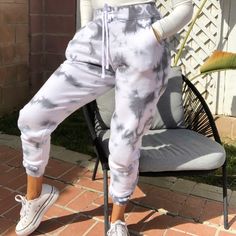 Grey Tie Dye Joggers Reflex Nwt Brand New Never Worn Soft With Pockets Drawstring Trendy White Sweatpants With Drawstring, Casual White Bottoms With Drawstring, White High Waist Pants With Drawstring, Casual White Drawstring Bottoms, High Waist White Drawstring Pants, White High Waist Drawstring Pants, Casual White Joggers With Drawstring, White Casual Sweatpants With Drawstring, White Casual Drawstring Sweatpants