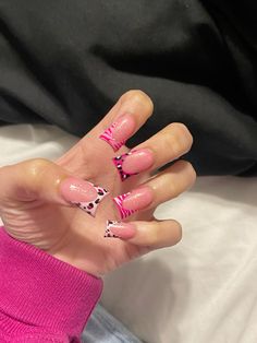 Pink Duck Nails French Tip, No Charm Nails, 200s Nails, Y2k Short Nails, 2000s Nail Designs, Short Y2k Nails, Y2k French Tip, Y2k Duck Nails, Long Duck Nails