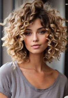 Medium Length Wavy Curly Hair With Layers, Face Framing Layers Curly Hair, Short Curly Hair With Layers, Curly Hair Cuts With Layers, Curly Hair Trends, Curly Lob, Layered Curly Hair, Haircuts For Women Over 50