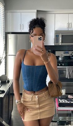 Tiktok Fashion Aesthetic, Jean Aesthetic, Fashion Staples, Cargo Mini Skirt, Looks Pinterest, Aesthetic Tiktok, Looks Street Style, Tiktok Style