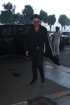 Anil Kapoor Spotted At Mumbai Airport Departure - Gallery

 #AnilKapoor #Mumbai #Airport