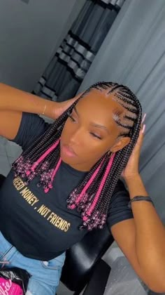 Hairstyle For Christmas, Latest Hair Braids, Hairstyles For Black Women Cornrows, Back To University, Black Women Cornrows, Women Cornrows, Cornrows Braids For Black Women, Twisted Hair