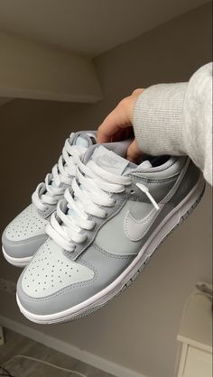 Nike dunk low two toned grey Nike Blazer Outfit, Rick Owens Shoes, Off White Sneakers, Pretty Sneakers, Gucci Balenciaga, Back To School Shoes, Trendy Shoes Sneakers, Dr Shoes, Preppy Shoes