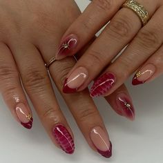 Nail Designs Builder Gel, Nails With A Lot Of Designs, Glitter Blooming Gel Nails, Red Pink Chrome Nails, Now Nails Design, New Years Nails Stars, Christmas Airbrush Nails, Nail Inspo Builder Gel, Cool Blue Nail Designs