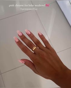 Cr: isabellemathers on ig Modest Nails, Summer Vacay Nails, Vacay Nails, Ny Nails, Pretty Items, Wave Nails, Season Nails, Marble Nail, Diy Acrylic Nails