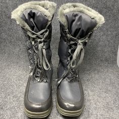 Get Ready For The Winter Season With These Lace-Up And Zip-Up Weatherproof Boots For Women. These Boots Are Perfect For Keeping Your Feet Warm And Cozy On Cold Winter Days, Thanks To Their Faux Fur Lining. They Are Pre-Owned But Never Worn. Excellent Condition. #S E&P Gray Waterproof Winter Boots, Weatherproof Synthetic Boots For Cold Weather, Gray Lace-up Waterproof Boots For Winter, Synthetic Waterproof Boots With Round Toe, Insulated Waterproof Boots With Synthetic Material And Round Toe, Insulated Waterproof Lace-up Boots In Synthetic Material, Insulated Lace-up Waterproof Boots, Insulated Synthetic Waterproof Lace-up Boots, Insulated Waterproof Lace-up Boots