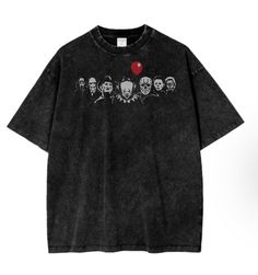 Chemise d'horreur, ambiance rétro, délice effrayant. T-shirt d'horreur, vêtements d'Halloween vintage, choix des amateurs de films d'horreur rétro, cadeau pour Dark Fantasy. Glissez-vous dans la perfection effrayante avec notre t-shirt d'horreur rétro ! Conçu pour offrir confort et style, ce t-shirt inspiré de l'horreur est votre indispensable en toute saison. Parfait pour les fêtes, le streetwear et les soirées décontractées, ce t-shirt grunge est conçu pour faire tourner les têtes et accumuler les compliments. Un cadeau idéal pour elle et lui ! ?? Un t-shirt oversize haut de gamme orné d'un imprimé horreur audacieux. Ce bijou allie confort et touche fandom, avec un délavage qui garde les couleurs vives et le tissu doux. La conception complexe de l'horreur est éclatante de détails, ce qui Horror Prints, Monster Shirt, Retro Horror, Oversize Shirt, Halloween Vintage, Horror Film, Horror Characters, Vintage Horror, Halloween T Shirt