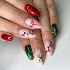 50+ Best Holiday Nails You Need To Try; glitter nails! This includes christmas nails winter, holiday nails winter christmas, holiday nails winter, holiday nails 2021, holiday nails christmas, holiday nail designs, cute holiday nails & more! This also includes holiday nail ideas, holiday nail designs, holiday nail designs winter, christmas beauty, christmas nails 2021, christmas nails easy, red nails, holiday nails winter simple, holiday nail art christmas & more! #holidaynails #christmasnails