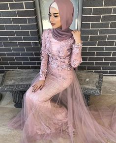 Veiloffaith Modest evening dress, Soiree dress, Hijab fashion inspiration Hijabi Wardrobe, Hijab Formal, Hijab Prom Dress, Formal Dresses Australia, Estilo Hijab, Modest Evening Dress, Nikkah Dress, Clothing Tips, Hijab Wedding