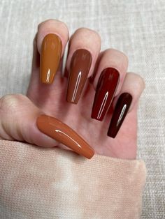 "From warm earthy tones to bold jewel tones, these early fall nail looks will elevate your style game. Which one is your favorite? 💅✨ #NailTrends #FallColors #NailGoals #NailObsessed #NailAddict #NailEnvy #NailSwag #NailGameStrong #NailGoals #FallNails" Long Press On Nails, Ombre Acrylic Nails, Fall Acrylic Nails, Hot Nails