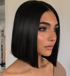 Short Black Hair, Long Bobs, Short Human Hair Wigs, Bob Haircut For Fine Hair, A Bob, Bob Hairstyles For Fine Hair, Penteado Cabelo Curto, Short Bob Wigs