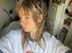 Eliana Sewell, Baby Bangs Long Hair, Bleach Hair, Bed Hair, Long Mullet, Foxtrot, March 27