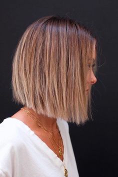 Bob Haircut For Fine Hair, Short Haircut, Haircuts For Fine Hair, Short Hair Styles Easy, Bob Haircut, Hair Tutorials, Long Bob, Shoulder Length Hair