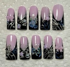 Emo Y2k Nails Acrylic, Emo Pink Nails, Emo Nails With Charms, Pink Goth Nails Acrylic, Emo Nail Ideas, Emo Nails Pink And Black, December Nails, Duck Nails, Grunge Nails