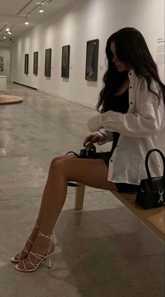 Adrette Outfits, Rich Girl Aesthetic, Rich Girl Lifestyle, Dark Feminine Aesthetic, Classy Aesthetic, Mode Inspo, 가을 패션, Outfits Casuales