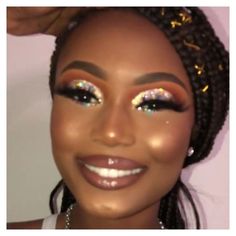 Gold Glitter Makeup Looks Black Women, Birthday Makeup For Black Women Glitter, Glitter Glam Makeup For Black Women, Glamour Makeup Black Women, Gold Glitter Makeup Looks, Birthday Glam Makeup Black Women, Glam Birthday Makeup Looks, Gold Makeup Looks Black Women, Black And Gold Eye Makeup