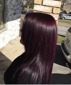 Dark Wine Red Hair Burgundy, Grown Out Hair Dye, Hair Color Diy At Home, Burgundy Dyed Hair, Cool Brown Hair Color, Fashion Color Hair, Hair Bayalage, Hair Dye At Home, Red Black Hair