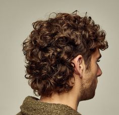 Mens Mullet Wavy Hair, Curly Shag Haircut Short Men, Full Curly Hair Hairstyles, Curly Hair Mullet Haircut, Shag Curly Hair Men, Curly Punk Hair Men, Curly Men Mullet, Curl Mullet Men, Male Curly Mullet