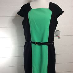 Dressier Dress, Great For The Office Or A Summer Wedding. Black With Slimming Gumdrop Green Front Panel. Slim Patent Leather Belt. Hidden Zipper And Lined. Black Lined Sheath Dress, Black Sheath Dress With Lining, Black Sheath Dress Lined, Green Black Dress, Wedding Black, Dressy Dresses, Liz Claiborne, Black Green, Hidden Zipper