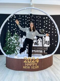 Xmas Photo Booth Ideas, Santa Wonderland Decorations, Christmas Party Decor Ideas Photo Booths, Snow Globe Photo Backdrop, Winter Photo Booth Ideas, Snow Globe Cubicle Decoration, Cubicle Christmas Decor Ideas, Snow Globe Backdrop