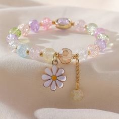 Glass Beaded Bracelet With Daisy Pendant Colorful Glass Beads Daisy Pendant Adjustable Bracelet Kawaii Bracelet, Winter Phone Case, Formal Costume, Gift Ideas Mom, Beaded Daisy, Old Estate, Golden Diamond, Daisy Pendant, Flower Daisy