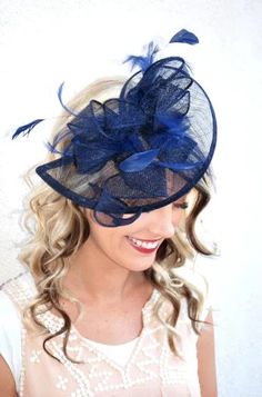 Be the star of the show at the Kentucky derby 2023 in this beautiful blue Fascinator Fascinator Ideas, Navy Blue Fascinator, Kentucky Derby Fashion, Derby Fashion, Kentucky Derby Fascinator, Blue Fascinator, Sinamay Fascinator, Womens Tea, Derby Fascinator