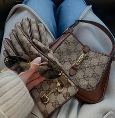 #gucci #guccishoulderbag #glasses #Guccigloves #lifestyle #missouri Gucci Gloves, Future Billionaire, Fits For Fall, Gucci Soho Disco Bag, Iconic Handbags, Designer Handbag Brands, Realistic Fashion, Weekend Fashion, Minimalist Clothing