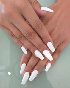 Long White Nails, Coffin Nail Art, Ballerina Nails Designs, White Coffin Nails, Makijaż Smokey Eye, Thanksgiving Nails