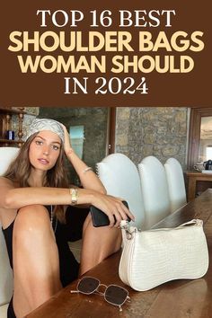 Handbag Trends 2024: What's In and What's Out 📊👜 Shoulder Bags For Women, Trending Handbag, Trendy Tote, Large Shoulder Bags, Bag Trends, Trends 2024, Elevate Your Look, Small Shoulder Bag