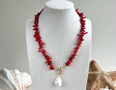 Brighten up you outfit with eye-catching coral necklace.  It made by genuine coral chips beads near 10-12 mm long and genuine baroque pearl ~ 18-22 mm. Size: Please choose one of option below   16"/40cm | 18"/44cm  | 20"/48cm  necklace length. or feel free to ask any other length for necklace if you want to make it adjustable (with an extension from 1.4 inches/5cm). Bright and stylish, the coral necklaces are great for sunny days.  Care Tips: To care for your necklace and retain their lustre you Summer Choker, Pearls Choker, Beaded Jewelry Necklaces, Baroque Pearl Necklace, Coral Necklace, Summer Necklace, Chip Beads, Pearl Choker, Red Coral