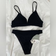 Nwt Perfect Condition Size 6 Top Size 2 Bottoms. Both Fit Like A Small H&m Fitted Swimwear For Beach Season, Black Bikinis, High Waisted Swimsuit Bottoms, Black Bandeau, Jj Maybank, 2024 Outfits, Swimsuits High Waisted, Travel Wardrobe, Swim Suit Bottoms