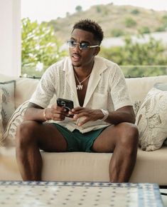 Mens Vacation Outfits, Vacation Outfits Men, Smart Casual Menswear, Drippy Outfit, Mens Photoshoot Poses, Classy Outfits Men, Big Men Fashion, Black Men Fashion Swag, Mens Casual Outfits Summer