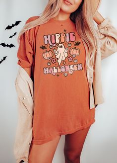 Hippie Halloween Decor, Skeleton Shirts, Diy Halloween Shirts, Cute Ghost Pumpkin, Cowgirl Halloween, Country Halloween, Halloween Cute Ghost, Weather Clothes, Season Outfits