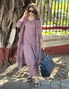 ANNI DESIGNER Women's Rayon Blend Solid Straight Kurta with Pant & Dupatta Office Wear Women, Office Outfits Women, Teen Girl Dresses, Straight Kurta, Interview Outfit, Kurta With Pants, Indian Outfit, Indian Ethnic Wear, Kurta Designs