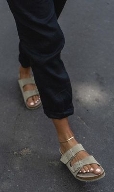 Birkenstock Outfit, Casual Chique, Bohol, Mode Vintage, Mode Inspiration