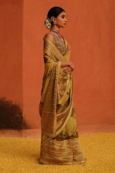 Mustard saree with all over handpainted kalamkari floral motifs, highlighted by woven geometric broad border and marodi embroidery. - Aza Fashions Marodi Embroidery, Archana Jaju, Mustard Saree, Saree Gowns, Dhoti Saree, Cotton Sarees Handloom, Saree Women, Kalamkari Sarees, Floral Saree