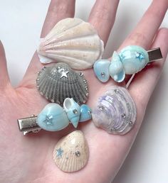 Seashell Accessories, Duck Things, Sea Accessories, Giant Animals, Manik Manik, Shiny Jewelry, Hair Accessories Pearl, Baby Cow, Crochet Clothing And Accessories